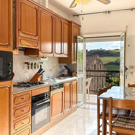 Mare, Monti E Limoni