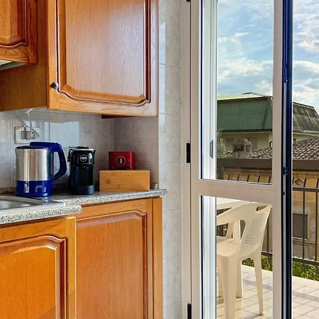Apartment Mare, Monti E Limoni