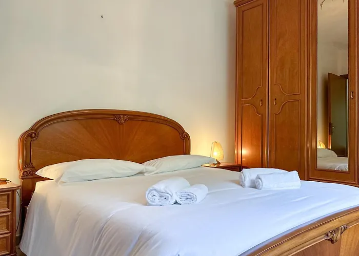 Mare, Monti E Limoni